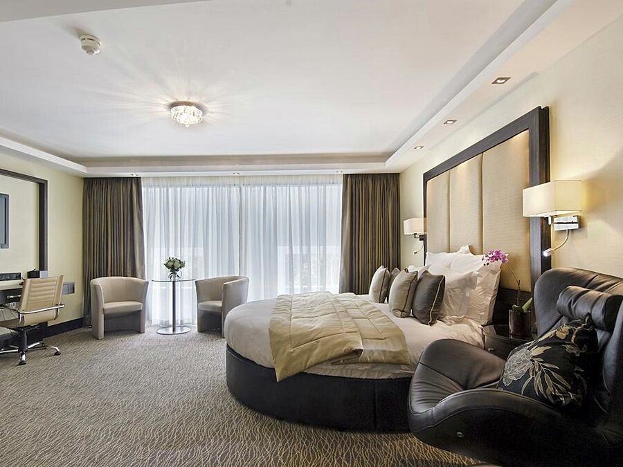Montcalm Mayfair, Autograph Collection London Exterior photo A suite at the hotel