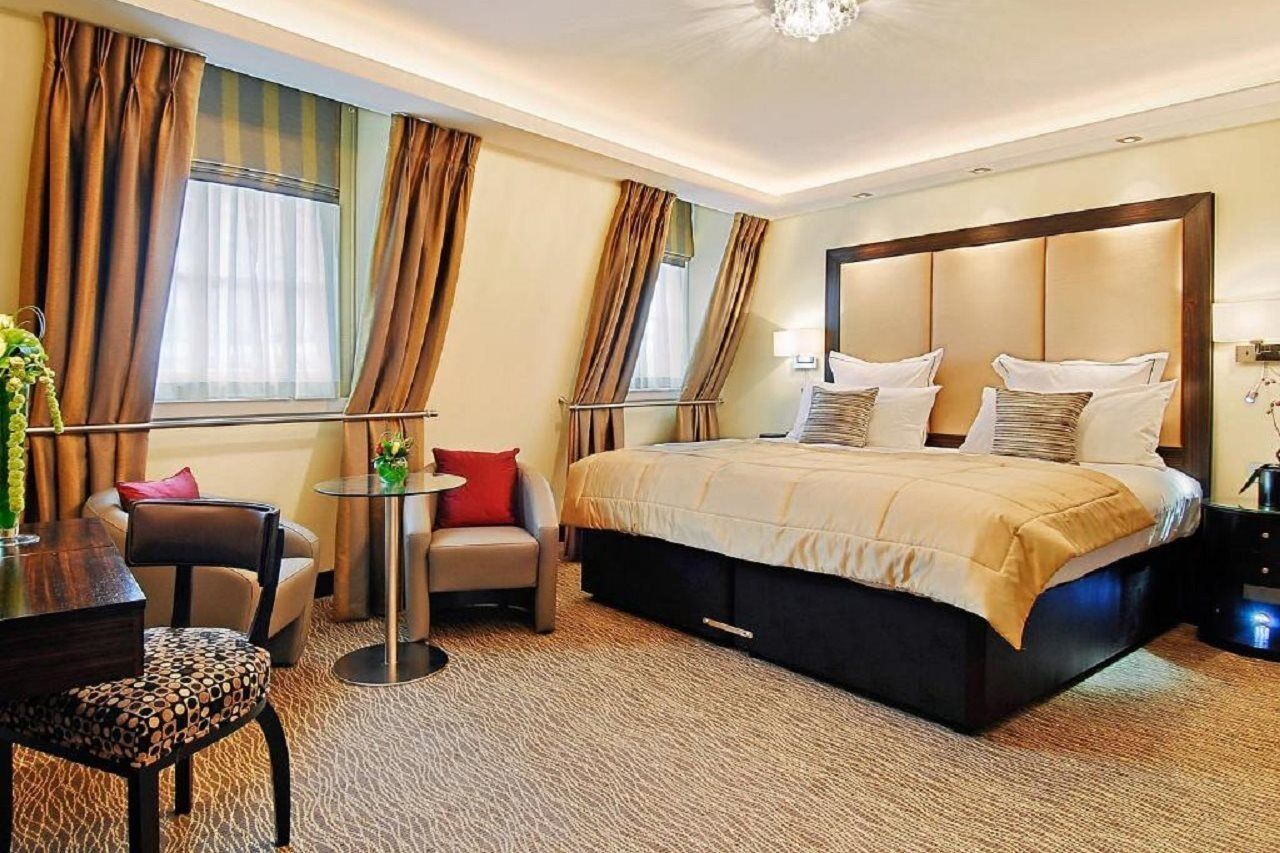Montcalm Mayfair, Autograph Collection London Exterior photo A room at the Mandarin Oriental, Munich